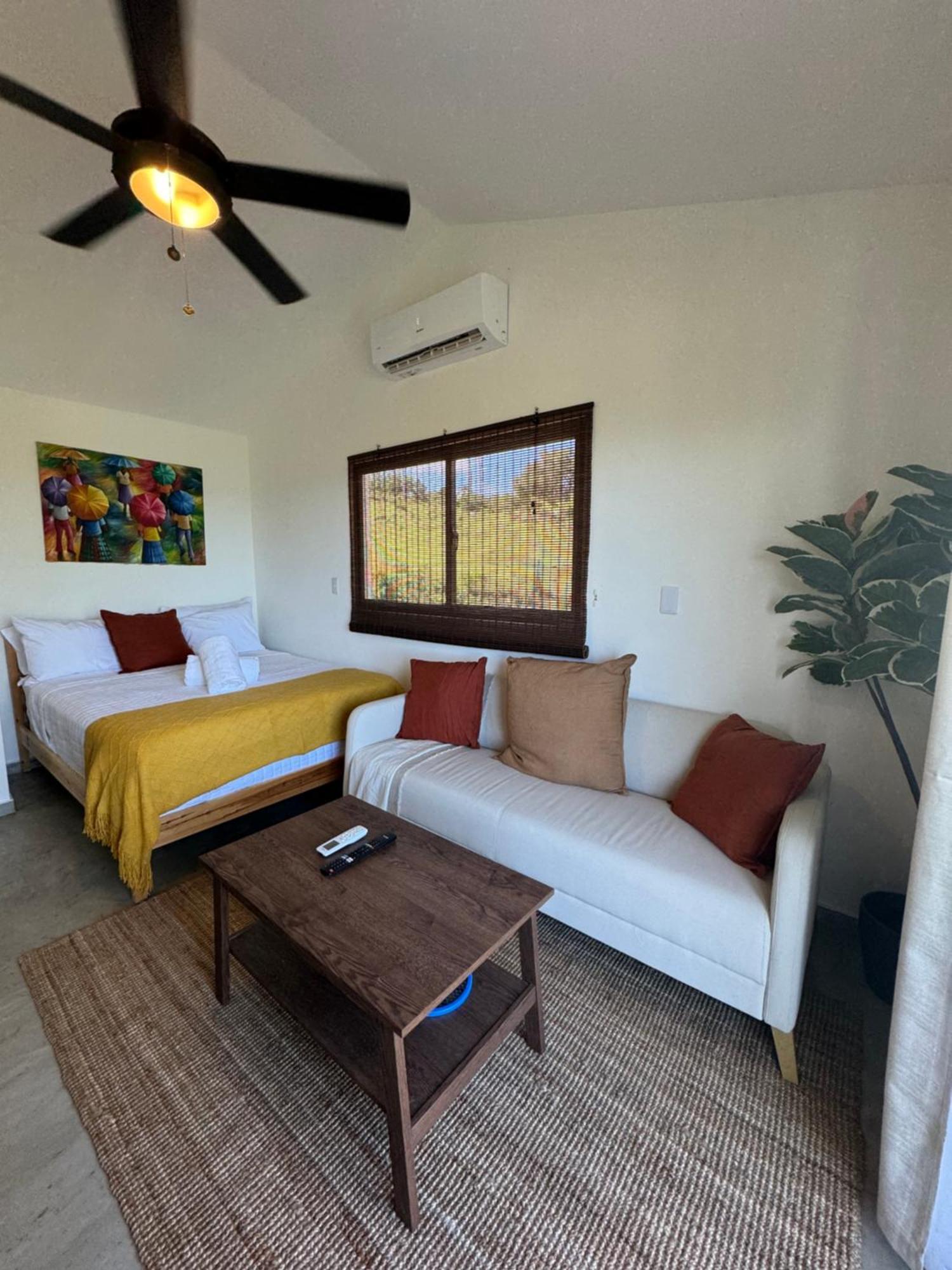 Catalina, Cabrera Oceanview Multi 2 Bd 2 Bath Condo Units With Balcony And Pool Exterior foto